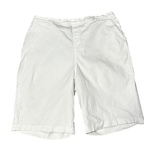 Denim&Co Pants - Denim + Company  (d&co.) White Shorts Size XL